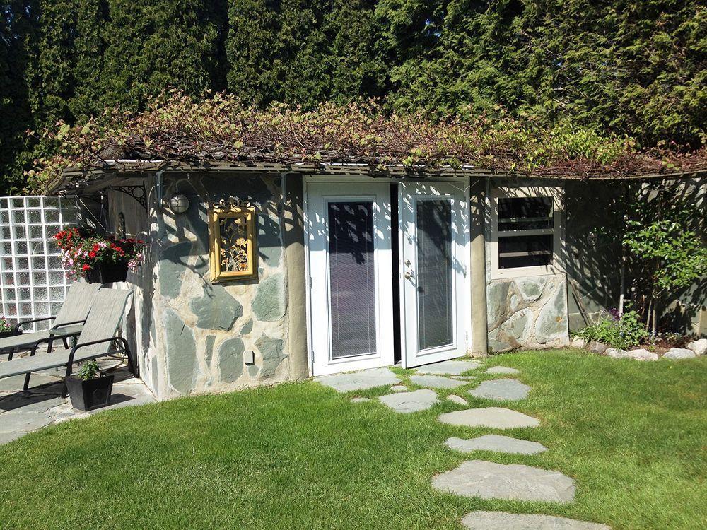 The Stone Hedge Bed And Breakfast Ричмънд Екстериор снимка