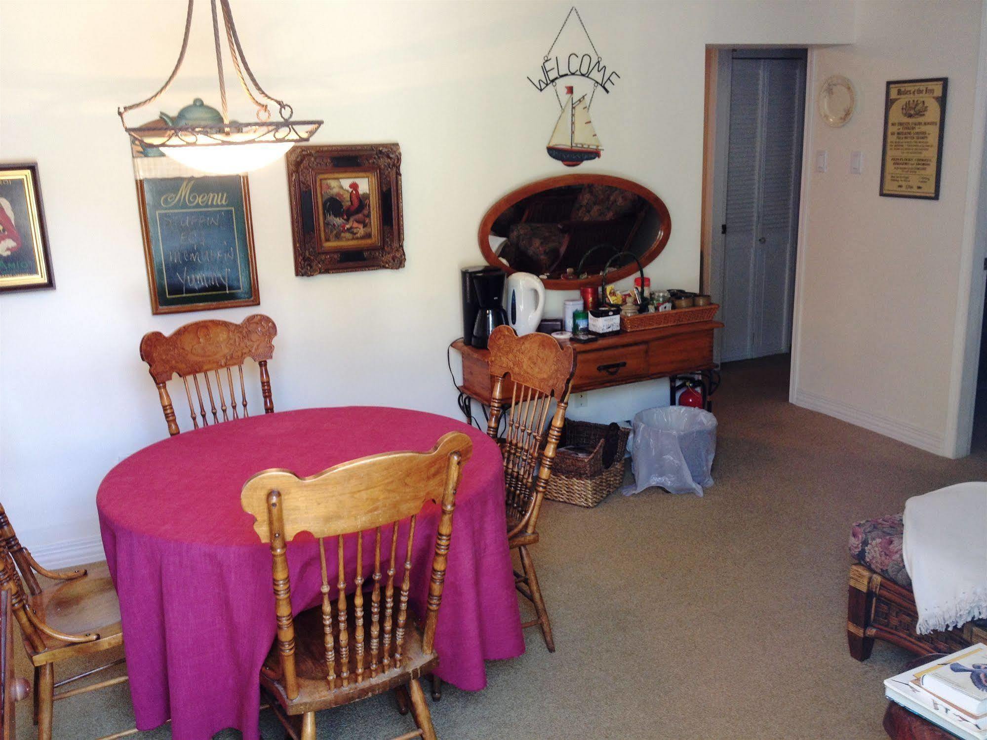 The Stone Hedge Bed And Breakfast Ричмънд Екстериор снимка